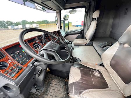 Scania R164 6x2*4 480 Gardin