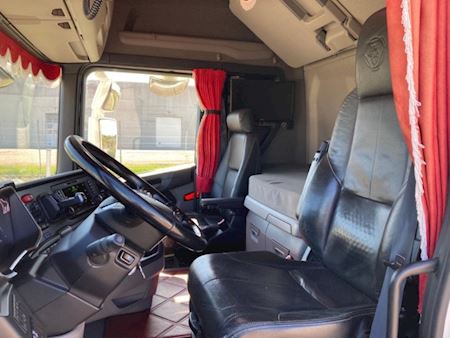 Scania R500 med ny demo kran Kran