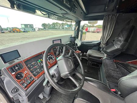 Scania T420 6x2 m. filter Fast kasse