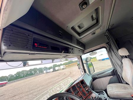 Scania R164 6x2*4 480 Gardin
