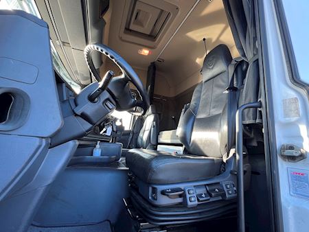 Scania G450 4x2 Mega Trækker