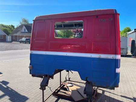 Scania 143 6x2 420 Hejs