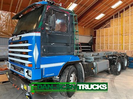 Scania 143 6x2 420 Hejs