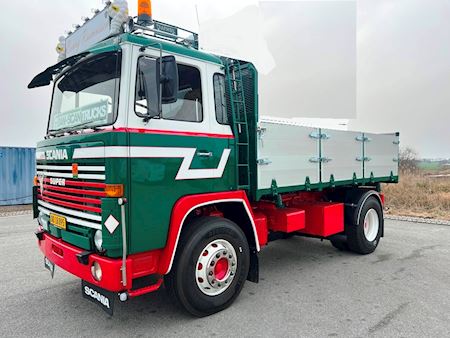 Scania Vabis 111 4x2 Tip