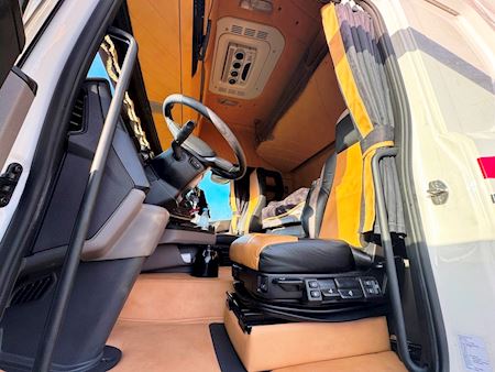 Scania R530 6x2 2950mm Plysset Trækker