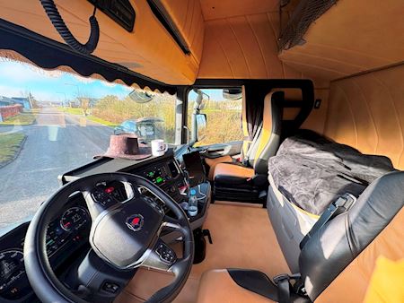 Scania R530 6x2 2950mm Plysset Trækker