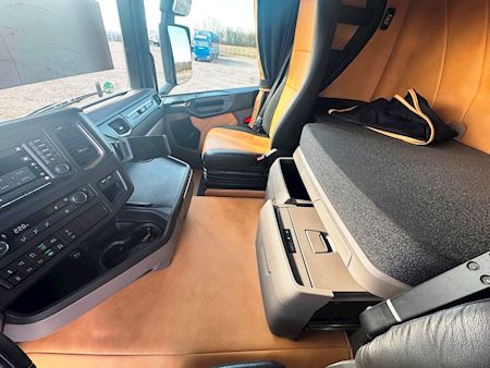 Scania R530 6x2 2950mm Plysset Trækker