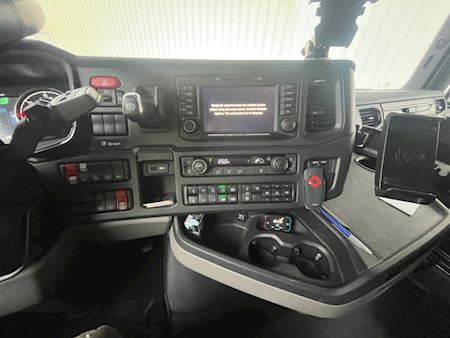Scania 560S 6x2 2950mm hydr. Trækker