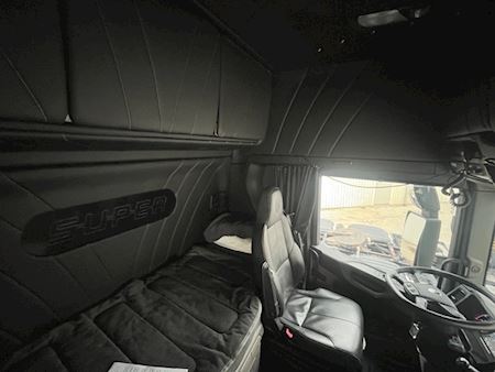 Scania 560S 6x2 2950mm hydr. Trækker