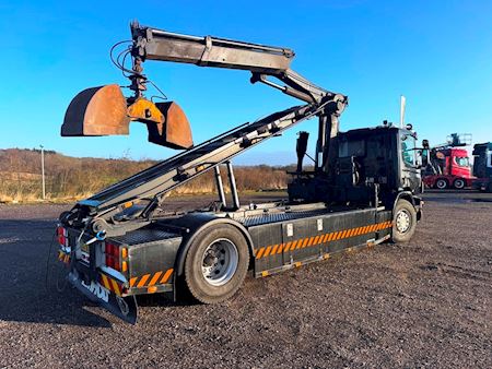 Scania P94 4x2 260 inkl. kran Hejs/kran