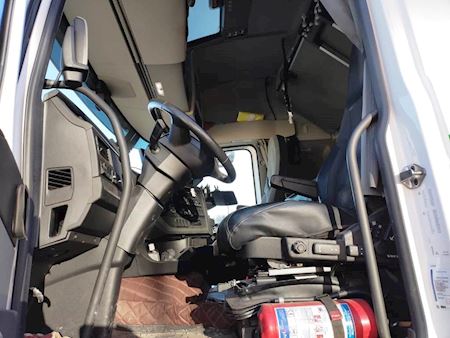 Volvo FH500 6x4 løft HMF 2820 inkl Jiip Kran