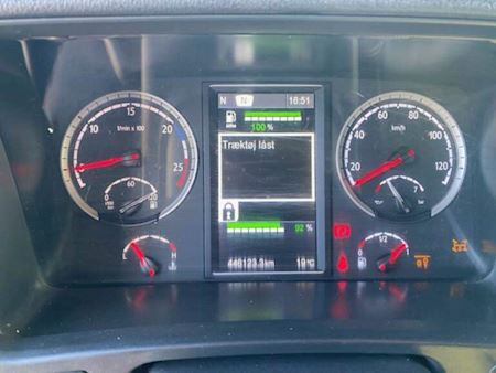 Scania G450 8x4*4 HMF 2320 Hejs/kran