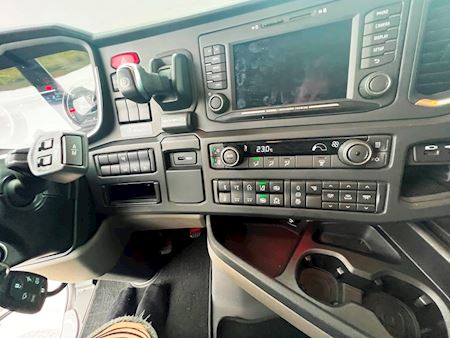 Scania S540 6x2 Trækker