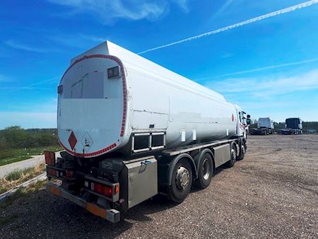 Scania P380 8x2*6 ADR/FL 24200L Tankopbygning