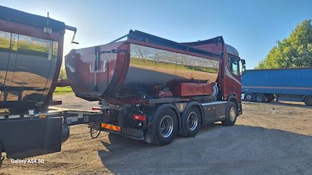 Scania R650 6x4 inkl. tippelad og kærre 2022 Trækker