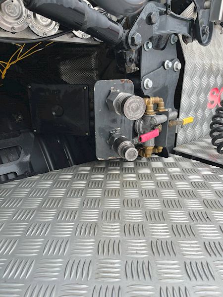 Scania R650 6x2 2950mm Hydr. plysset Trækker