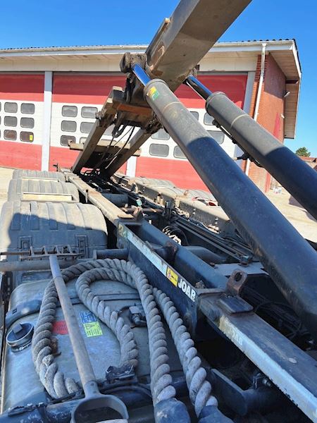 Scania R580 8x4*4 3900mm Kroghejs