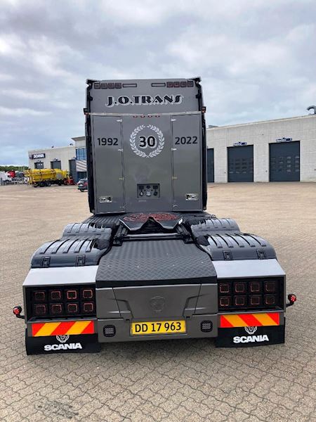 Scania R660 6x2 3150mm plysset Trækker
