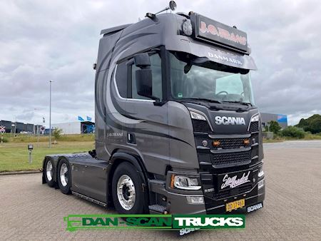 Scania R660 6x2 3150mm plysset Trækker