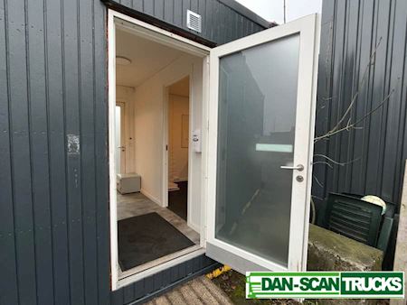 Diverse 3,40x10m Lukket kasse