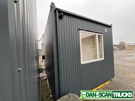 Diverse 3,40x10m Lukket kasse