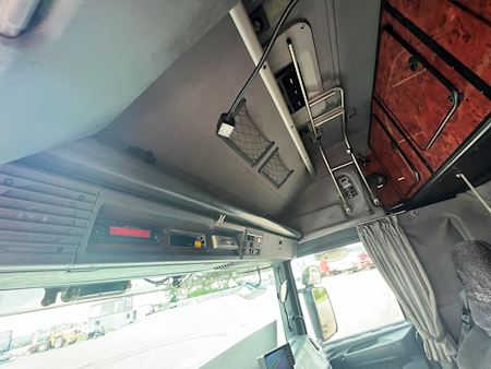 Scania T420 6x2 m. filter Chassis