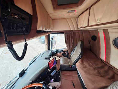 Scania R580  aft.  kran inkl PHV Tip/kran