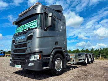Scania R650 8x4 PTO, Chassis