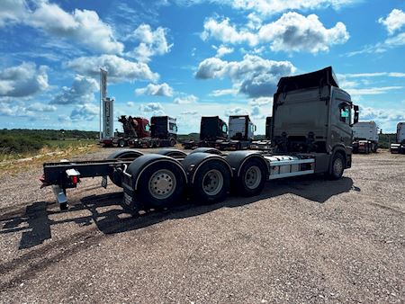 Scania R650 8x4 PTO Chassis