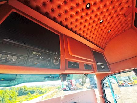 Volvo Big G Custom Truck Trækker