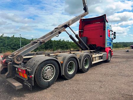 Scania R580 8x4*4 3900mm Kroghejs