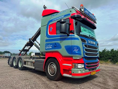 Scania R580 8x4*4 3900mm Kroghejs