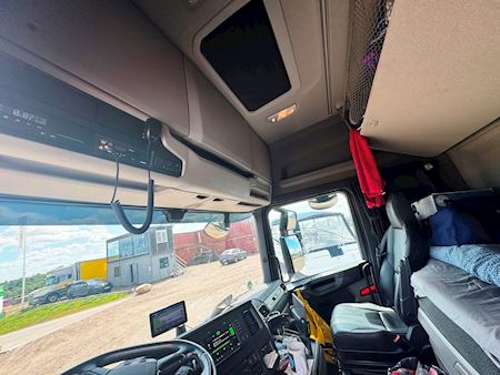 Scania R560 6x2*4 2950mm Trækker