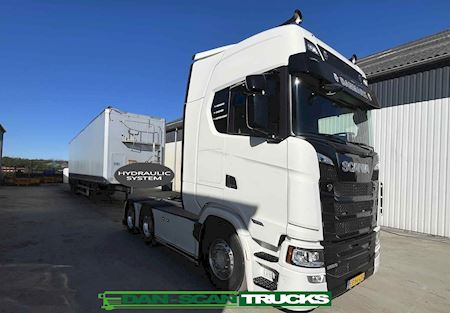 Scania 560S Super 6x2 2950mm Hydr. Trækker
