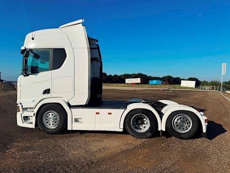 Scania R560 6x2*4 2950mm Trækker