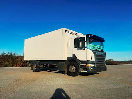 Scania P230 med lift Fast kasse