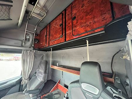 Scania T420 6x2 m. filter Fast kasse