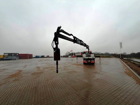 Magirus U400 4x4 16 tons kran 231hp Kran