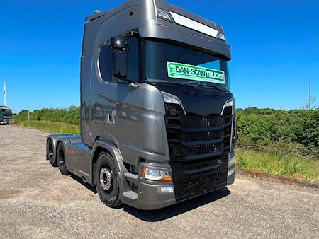 Scania S520 6x2 2950mm Trækker