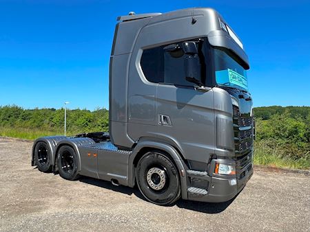 Scania S520 6x2 2950mm Trækker