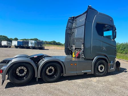 Scania S520 6x2 2950mm Trækker