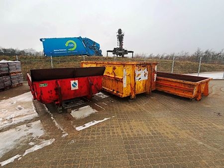 7500 kr pr. stk Åben