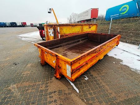 7500 kr pr. stk Åben