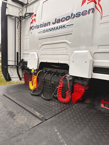 Scania R540 6x2 2950mm Trækker