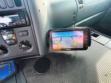 Scania P230 med lift Fast kasse