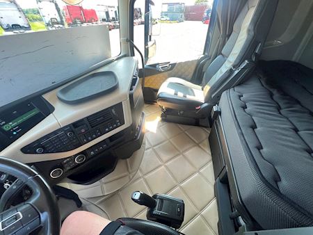 Volvo FH500TC hydr. 3000mm Trækker