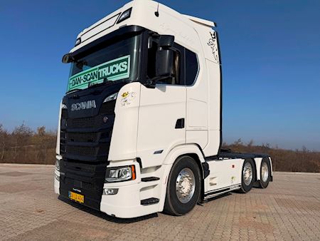 Scania S560 Twensteer inkl. PTO Trækker