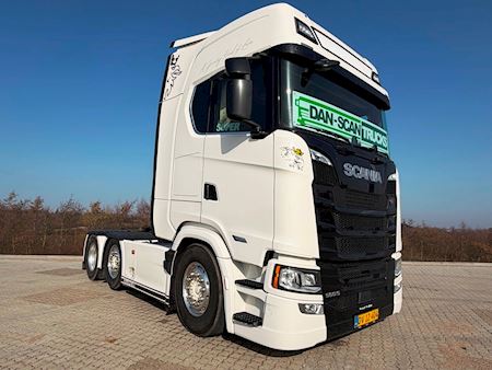 Scania S560 Twensteer inkl. PTO Trækker
