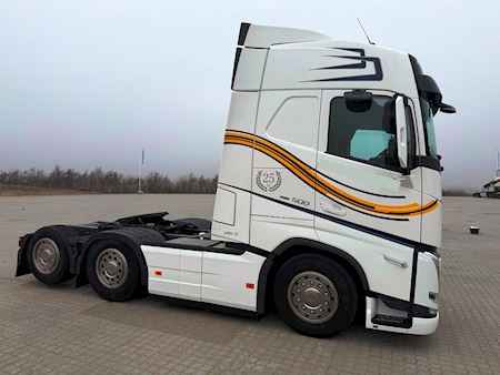Volvo FH500 6x2 3000mm Trækker