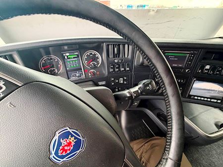 Scania R490 8x2/*6 Joab Kroghejs